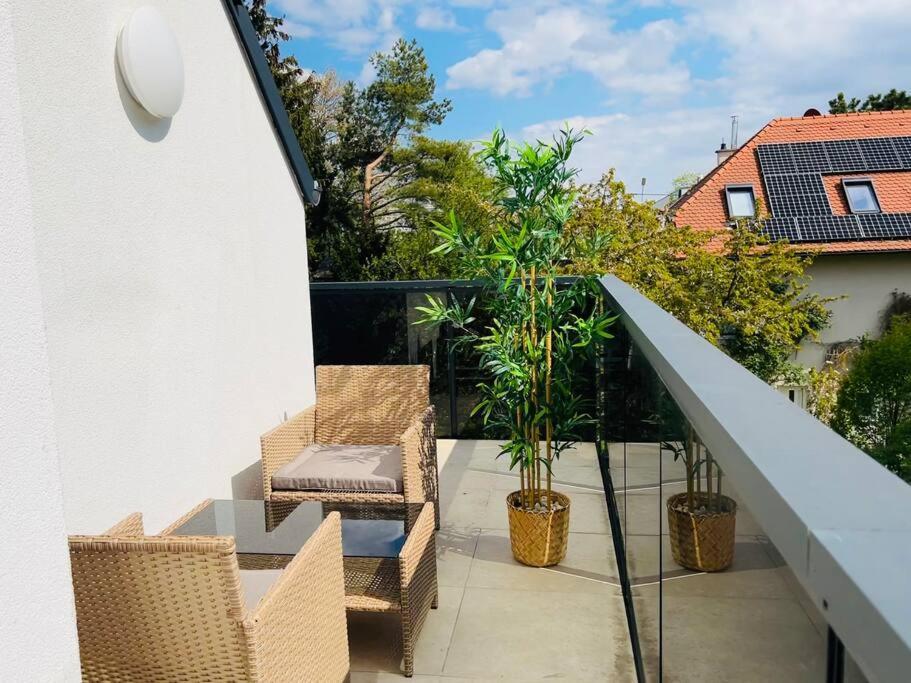 Sunny Modern Apartment With Balcony - Free Parking Wiedeń Zewnętrze zdjęcie